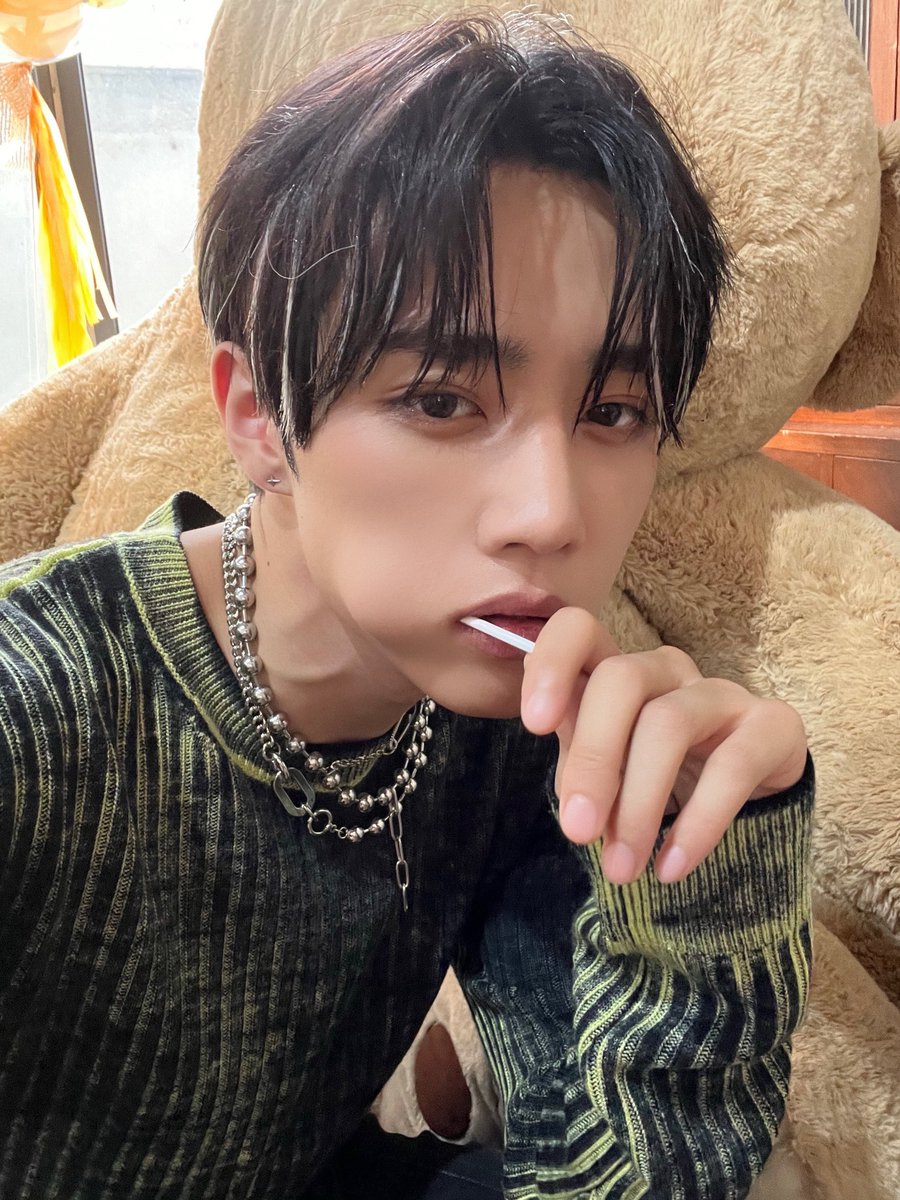 WE_THE_BOYZ's tweet photo. [선우] 믿고 쓰는 선우 픽
힐링버드 가보자고 https://t.co/lW5wUpRiWC