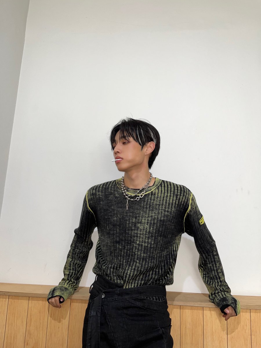 WE_THE_BOYZ's tweet photo. [선우] 믿고 쓰는 선우 픽
힐링버드 가보자고 https://t.co/lW5wUpRiWC