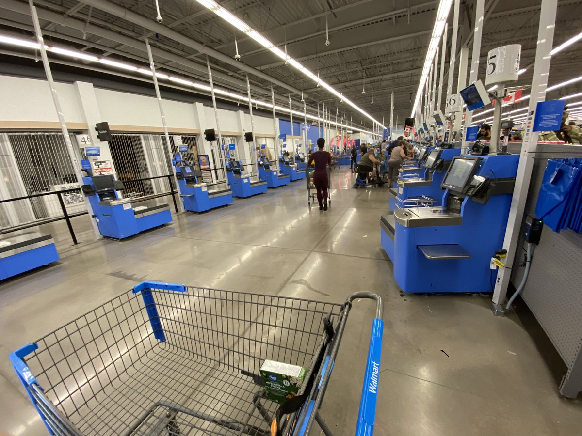 RlmRob's tweet photo. @WalmartCanada what’s the point of taking jobs away an putting self checkouts in if your just going to have 3/4 of them closed all the time… https://t.co/1HMyM8H3PE