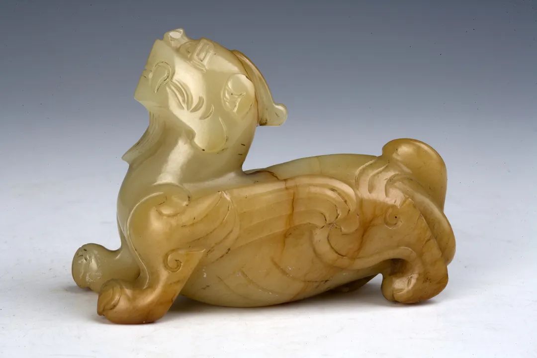 MuseumsChina's tweet photo. On Aug 1, the permanent #jade exhibit in the Tianjin Museum opened to the public after upgrading. Over 320 pieces of jade ware are on display, nearly one fourth of which are newly exhibited. Jade cultural relics unearthed in #Tianjin are also added. 🤩Check them out! #WhatsOn https://t.co/ifkYD5Swjs