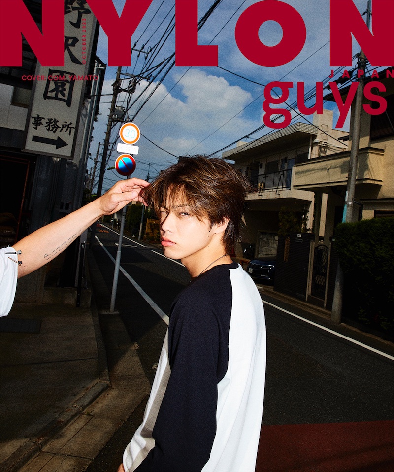 NYLONJAPAN's tweet photo. ✨🕶️表紙解禁📸✨
#コムドット #やまと がジャックする #NYLONJAPAN 10月号の両面表紙公開🐊❤️

☑インタビュー含む全30Pの大特集
☑ミニフォトカード付き

”スーパーモデルやまと”のファッションストーリーを堪能して❤️‍🔥

詳細&amp;予約はこちら！
🔗https://t.co/JnGMiW5IkV

@comyamato0515 https://t.co/4PBLhQMgWA