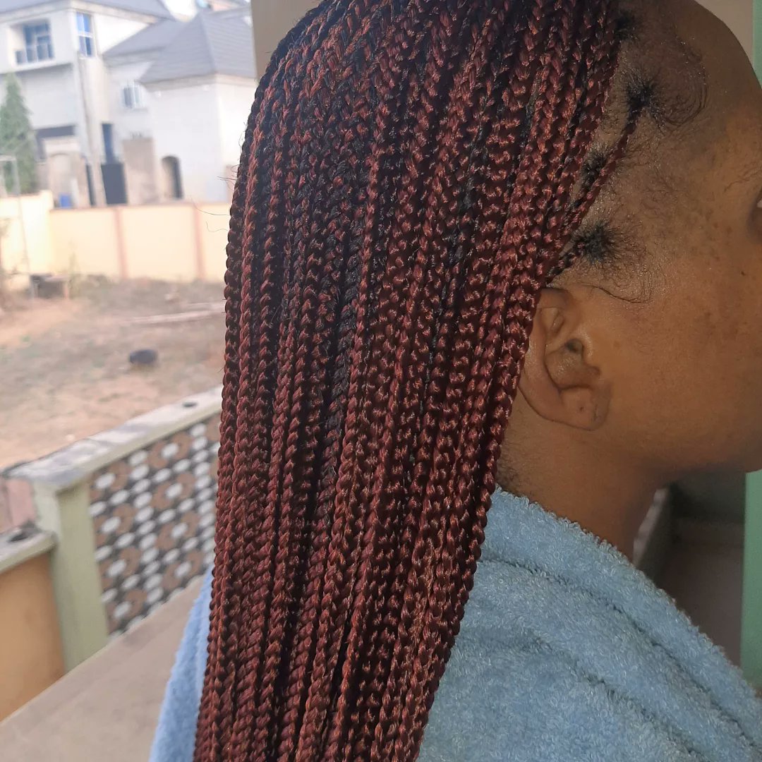 josephsenami's tweet photo. Its a new month❤
I pray that this month brings you all the joy and peace you really want🥰.
Hair styled by me.💞 https://t.co/0ZouvpoR72