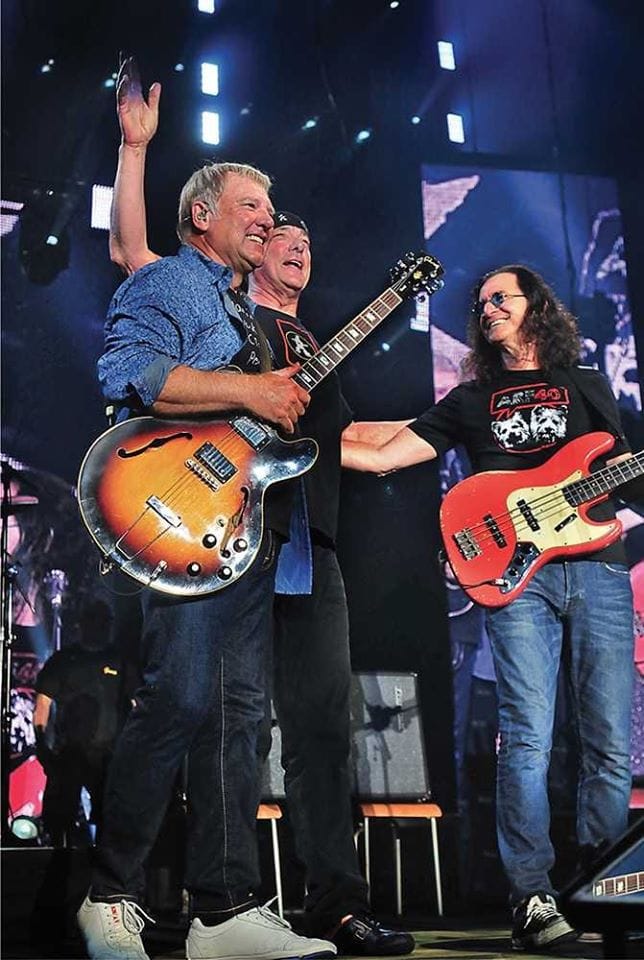 LimboRush's tweet photo. 1 Agosto 2015, Los Angeles R40 Tour, ultimo concerto dei Rush della loro storia
#rush #r40tour https://t.co/y50ckWj1wp