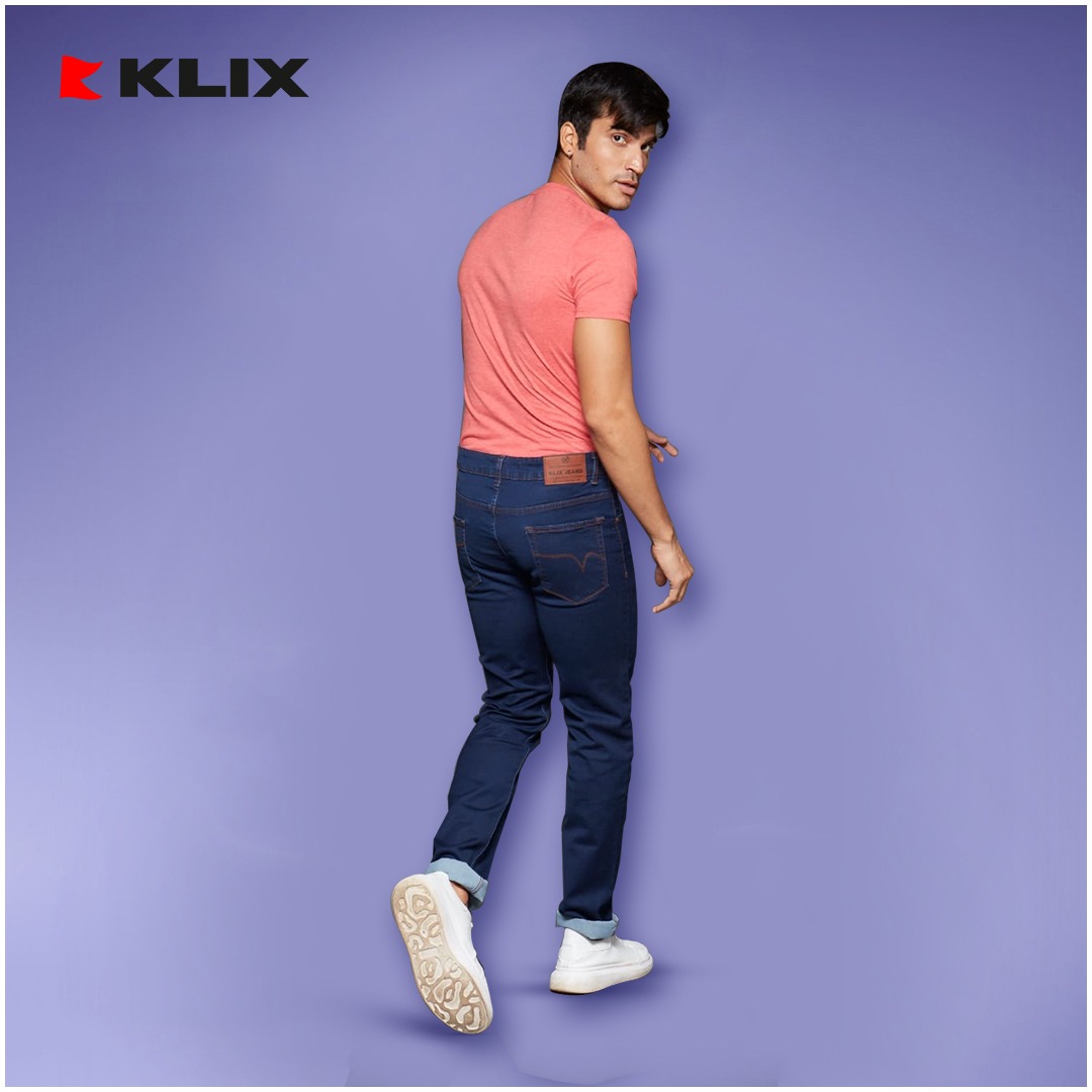 klixjeans's tweet photo. Denim dreams and endless style possibilities! 👖✨
#MenInJeans #DenimFashion #klixjeans #jeans #bluejeans #mensfashion #mensstyle #basic https://t.co/gWtX6Pf2bX