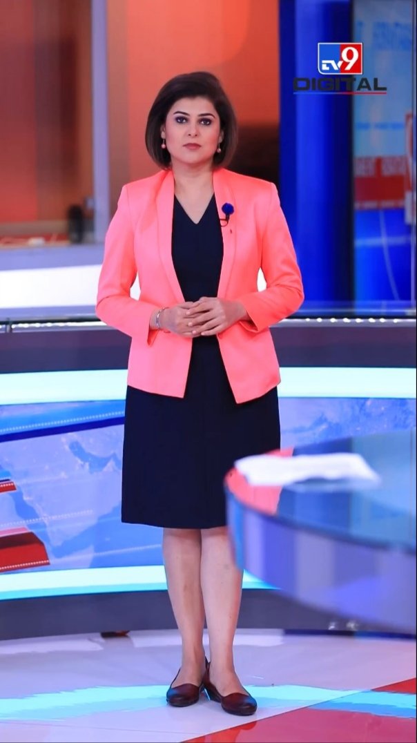 MayaFoundatio10's tweet photo. @nidhileo
@nsitharaman
#IndiasBest
#SrNewsAnchor
#NidhiVasandani
presenting the details of some changes coming into effect from
#1stAugust2023 in the national financial matters like #GST,#AxisBankCreditCard,#BankHolidays and other important matters. https://t.co/IdXCbZux0c