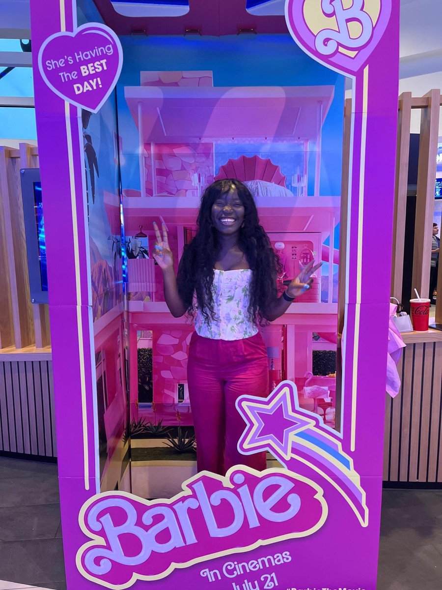 S 🇬🇭 tweet media