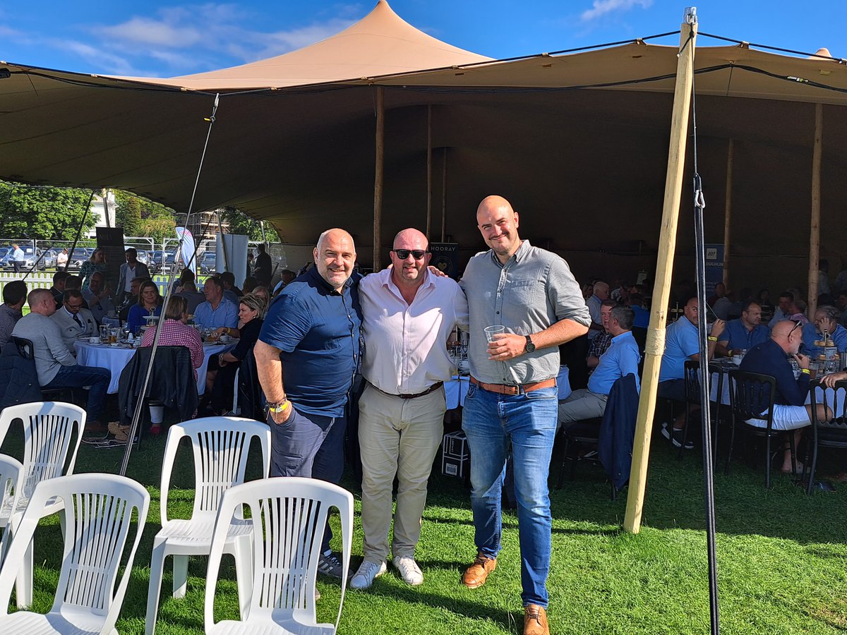 Last week, David Allen, MD, attended the Cheltenham Cricket Festival with @Circle2Success Cheltenham Cricket Festival is the longest-running Cricket Festival in the world! It was an amazing event filled with networking, lunch and, of course, cricket! #SquareOneNetwork