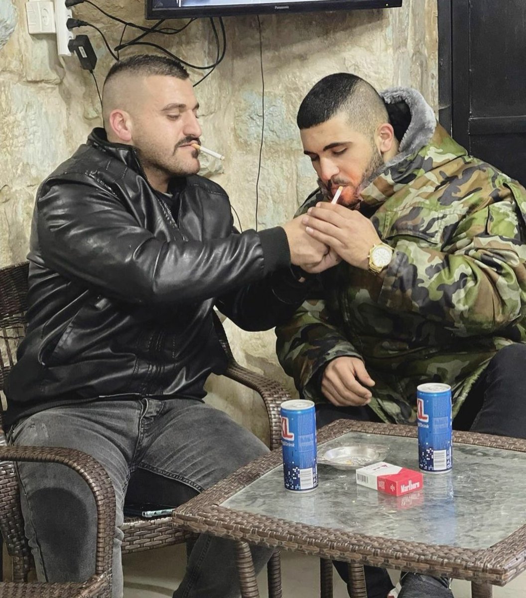 Turkish smoker hot mens 💪 tweet media