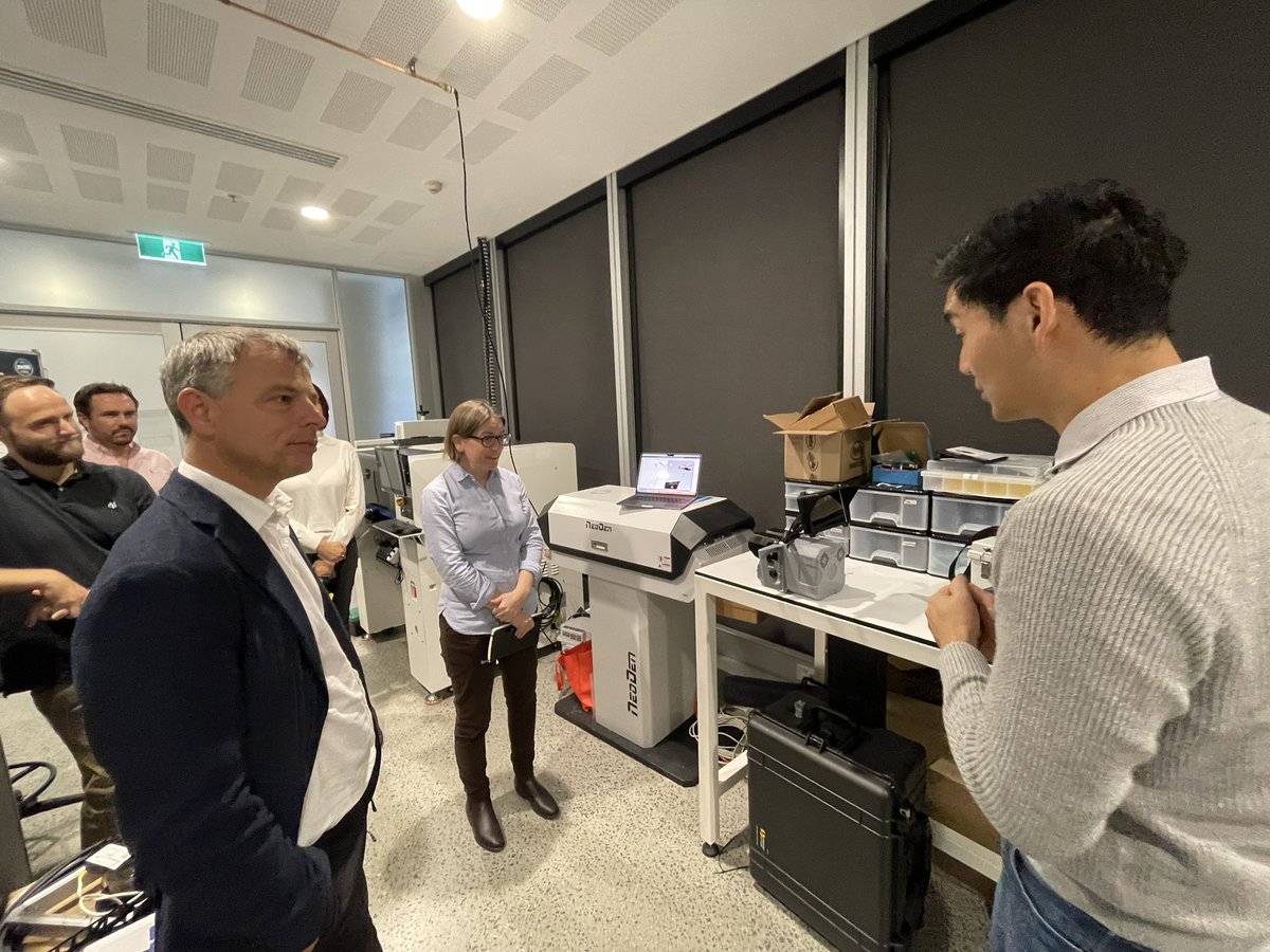 Great to host the <a href="/Sydney_Uni/">University of Sydney</a> Dean of Science, Prof Marcel Dinger and Head of School of Physics <a href="/sydney_physics/">Sydney Physics</a>, Prof Tara Murphy @taraxmurphy at the <a href="/EggletonLab/">Eggleton Lab at University of Sydney</a> in <a href="/SydneyNano/">Sydney Nano</a> - showcasing #smart_sensing #photonic_radar <a href="/NSWsensing/">NSW Smart Sensing Network</a> with <a href="/AlvaroCasasB/">Alvaro Casas Bedoya</a> <a href="/HarjitRana/">Harjit Rana</a> #tomonori_hu