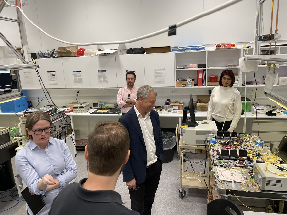 ProfBenEggleton's tweet photo. Great to host the @Sydney_Uni Dean of Science, Prof Marcel Dinger and Head of School of Physics @sydney_physics, Prof Tara Murphy @taraxmurphy at the @EggletonLab in @SydneyNano - showcasing #smart_sensing #photonic_radar @NSWsensing with @AlvaroCasasB @HarjitRana #tomonori_hu https://t.co/2NwWeK6nFE