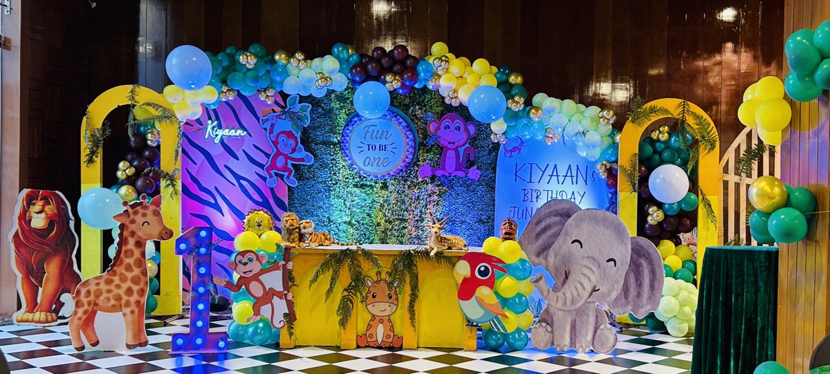 KandidEvent's tweet photo. This jungle belongs to kiyaan
When you are planning to celebrate yours son/daughter birthday.. we are just one call away 
Make a call on 8958863000 #BirthdayBoy #decoration #junglescout #eventplanner https://t.co/5xzdwjGUVj
