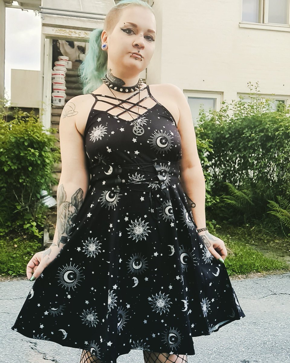hyenabrat's tweet photo. Newest dress https://t.co/WiFB96wQLA