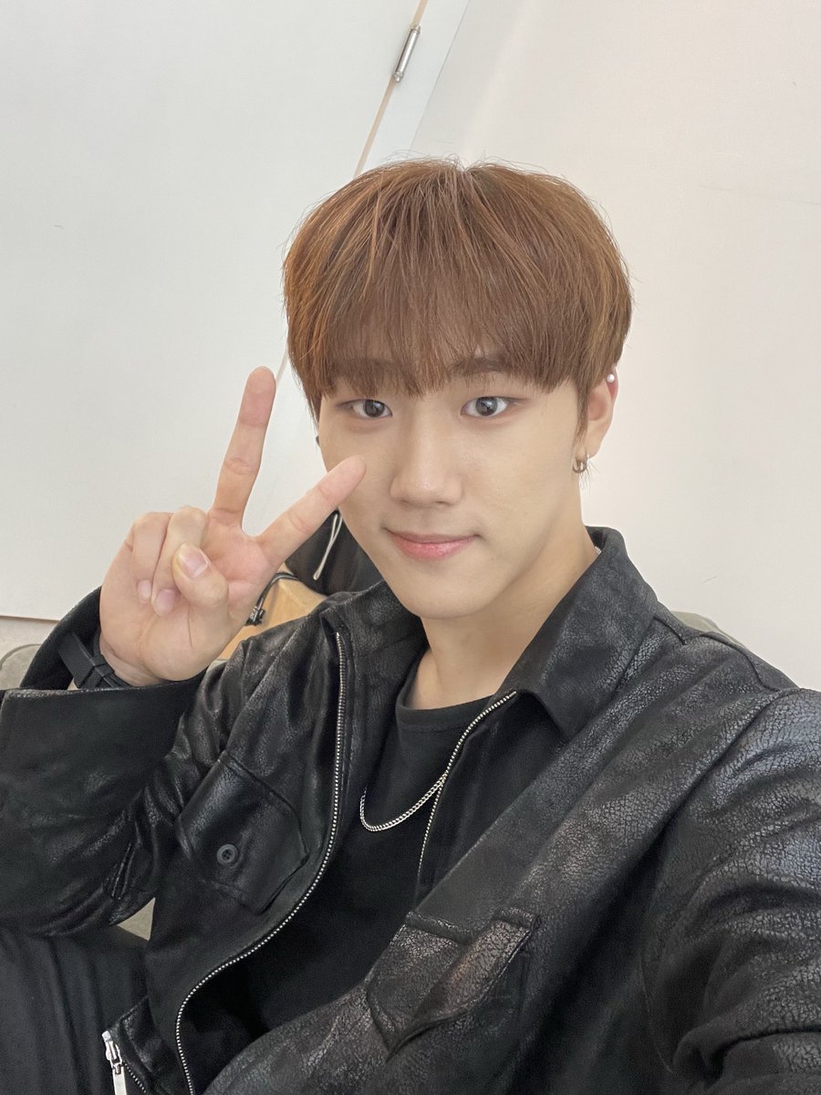 TIOT_NOW's tweet photo. [민성] 
안녕하세요 민성입니다😉
오늘은 저희 티저랑 팀명이 공개된 날인데요
그런 의미에서 사진 몇 장 공유합니다😚

#김민성 #KIMMINSEOUNG
#TIOT #TIOT_PreDebut #백전무패 https://t.co/8e9kZGKVn4