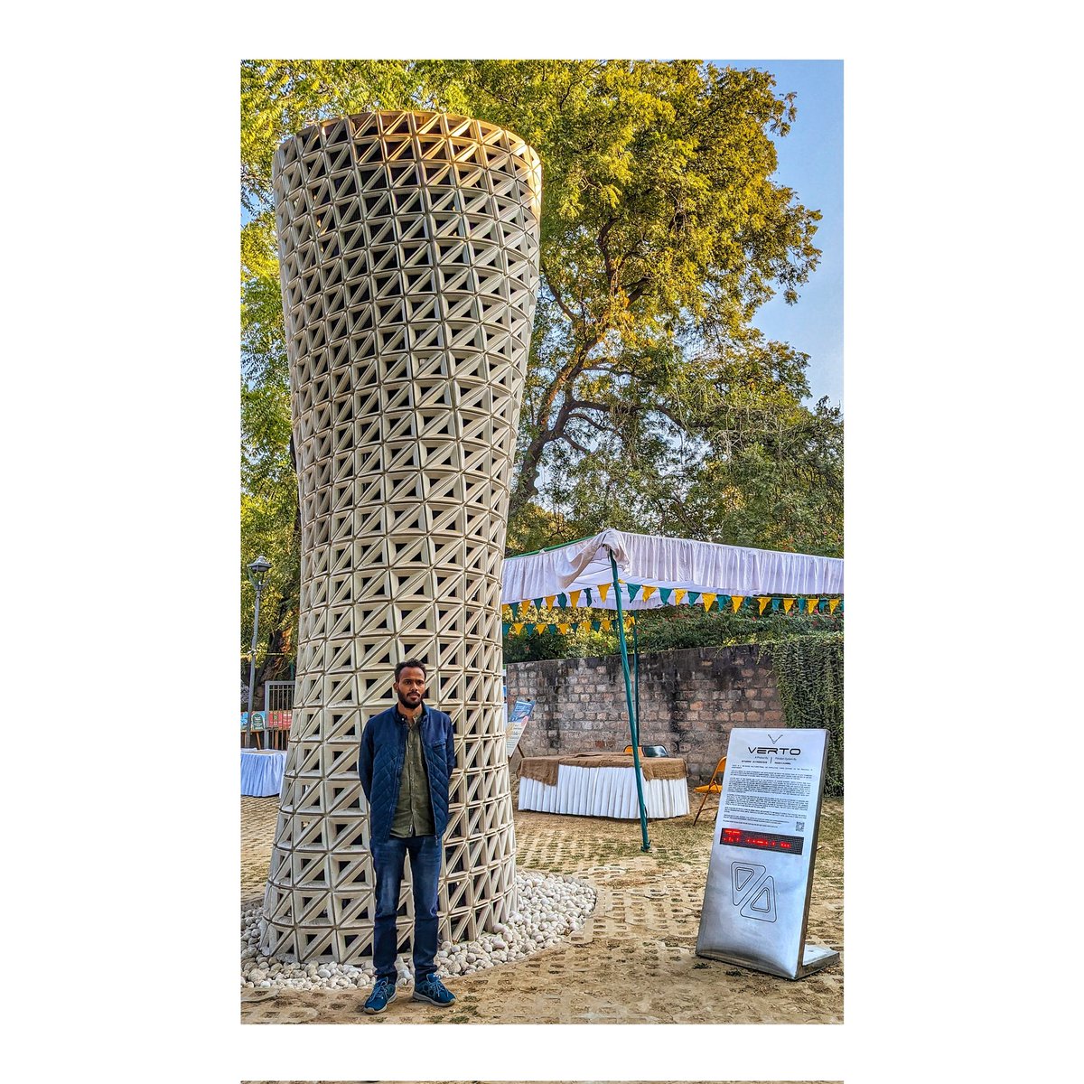 macha_b's tweet photo. A moment of contemplation amidst towering innovation. 🌬️💭✨

The sight of this enormous air purifier sparks a myriad of thoughts. While its scale impresses, it begs the question: Is this the ultimate solution?

#AirPollution #AQI https://t.co/20Ppz8rmQC