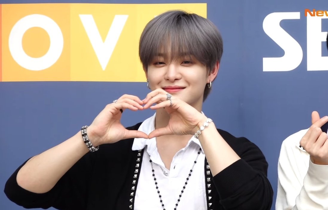 jihoonfilter_'s tweet photo. jihoon today!! ♡ https://t.co/hv92kCIDVu