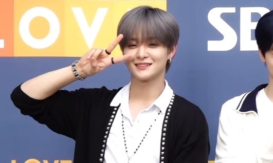 jihoonfilter_'s tweet photo. jihoon today!! ♡ https://t.co/hv92kCIDVu