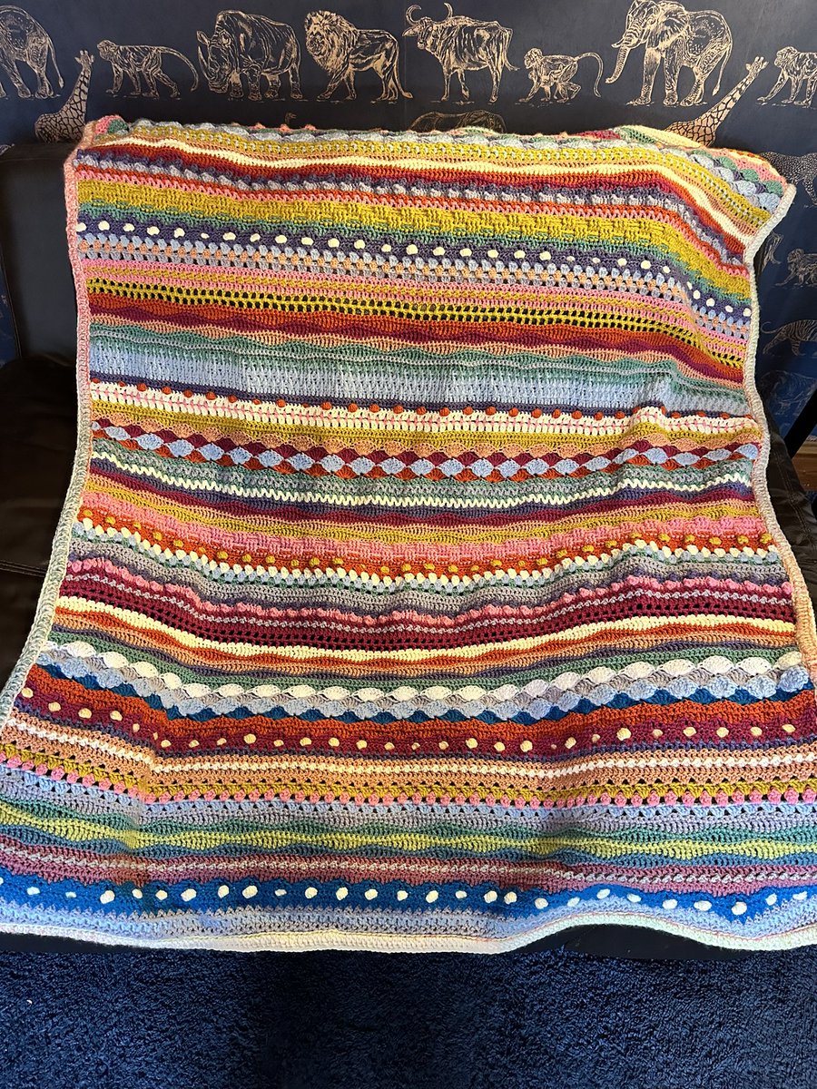 MrsHyear5's tweet photo. Finished by the 1st August so I can start my Christmas make! #crochet #crochetallday #summer2023 #schoolsoutforsummer #cantsitstill #hobby #teacherlife #adhdmum https://t.co/waGo2QmDnn