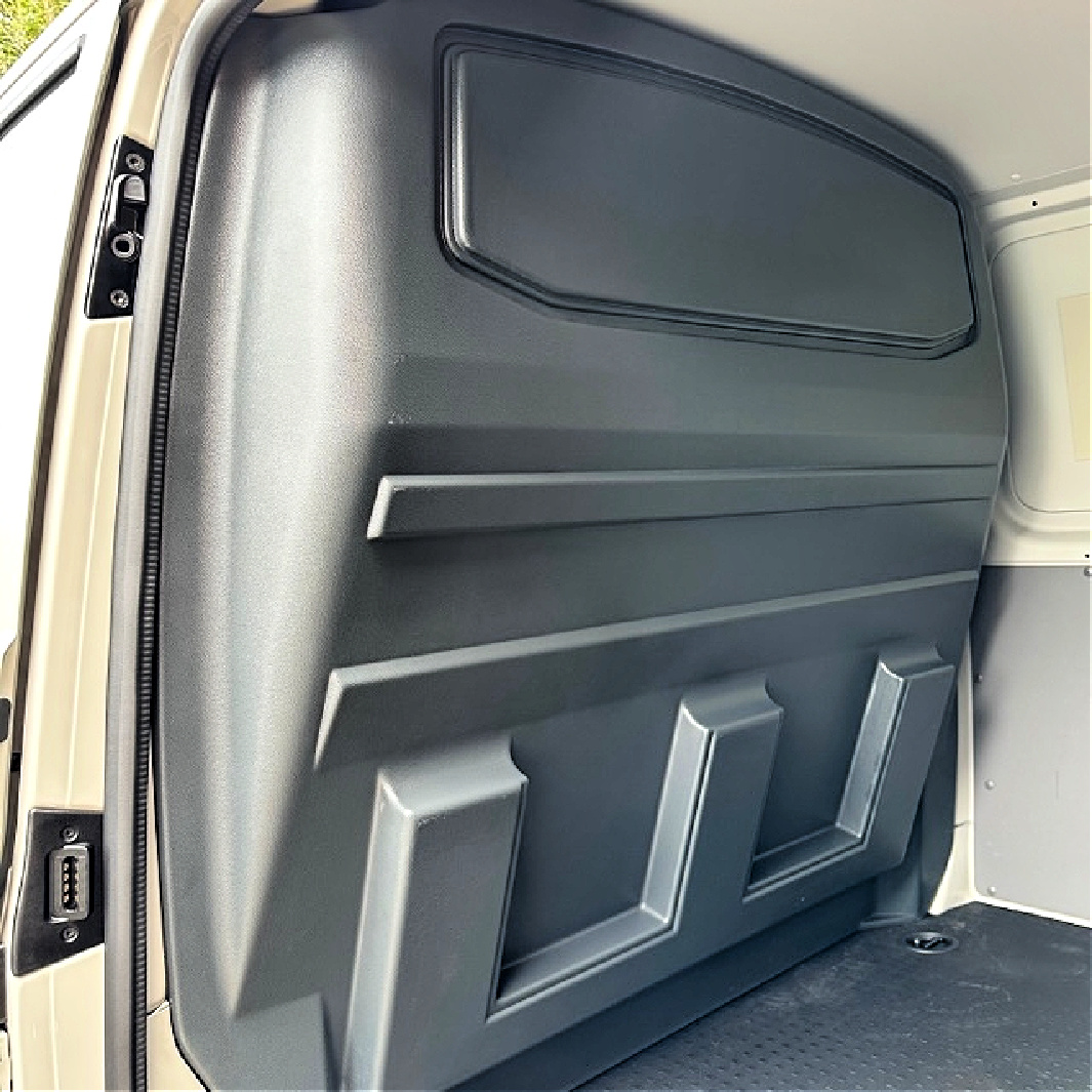 vehicleaccltd's tweet image. Experience enhanced driving comfort with our latest modification for this VW Transporter
Contact us now for a FREE quote:
📞 0117 379 0279
📧 sales@vehicle-accessories.net
#vehicleaccessories #vanbulkhead #vanpartition #bulkhead #extradriverslegroombulkhead #vaninterior #interior