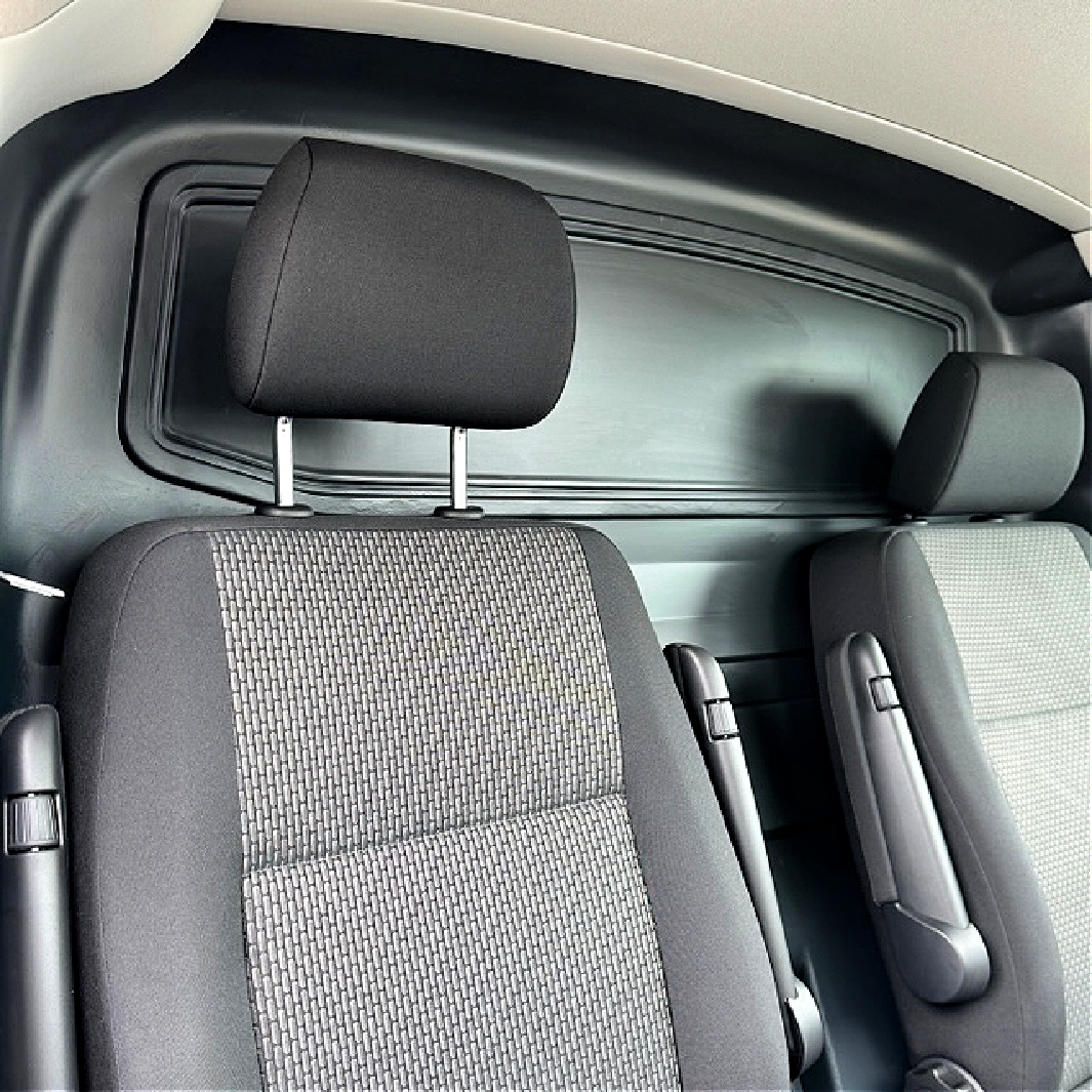 vehicleaccltd's tweet image. Experience enhanced driving comfort with our latest modification for this VW Transporter
Contact us now for a FREE quote:
📞 0117 379 0279
📧 sales@vehicle-accessories.net
#vehicleaccessories #vanbulkhead #vanpartition #bulkhead #extradriverslegroombulkhead #vaninterior #interior