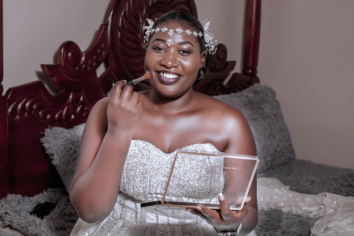flashy_arts's tweet photo. Happy birthday Tina! Thanks for trusting @flashy_arts with your function! Please contact us on 0758943426 to book us for your photography and videography services on your function 🥰🙏 coz we #documentmemories
#photofreaks
#footprintsofart
#FemalePhotographer https://t.co/uuOaZzULeQ