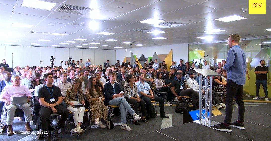 Alex Reed tweet media