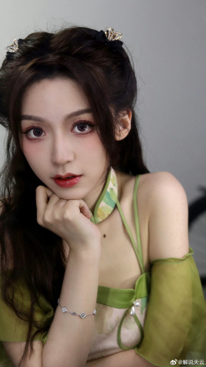 #王者荣耀 #天云 文案就是：臭弟弟 想往姐姐脸上喷精吗