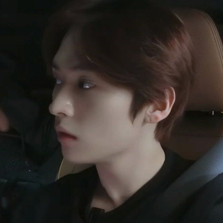 #НоваяАватарка не сдержалась 😔😔