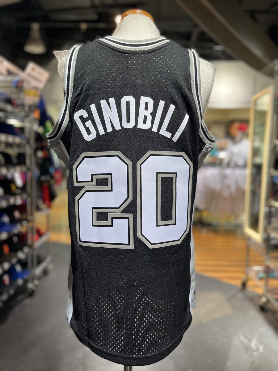 selection_nba55's tweet photo. 【新入荷情報🎉】

超絶トリッキーパスで我々を魅了してくれた #マヌ・ジノビリ 選手のM&amp;Nジャージが到着しました🏀

2018年引退、翌年には背番号『20』スパーズの永久欠番になっています‼️

これで、ダンカン、パーカーとのBIG3アイテムが揃いました😎

#NBA https://t.co/59tr4M6psL