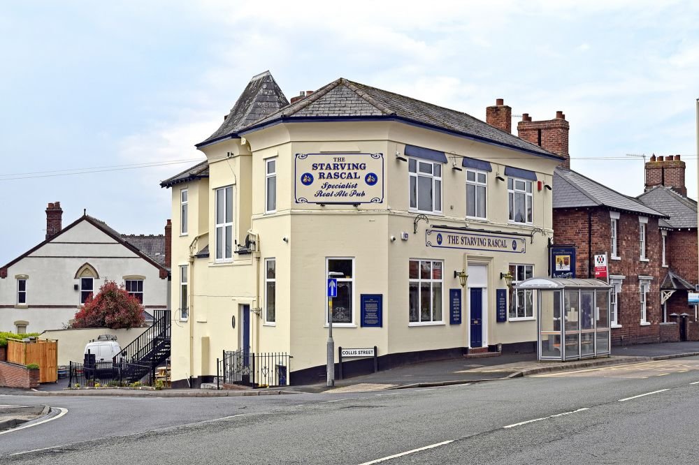WollastonVFC's tweet photo. Huge thanks to Ryan and everyone at the @StarvingRascal for there kind offer of hospitality for the 2023/2024 season in association with @BCA_RealAle 
It's very much appreciated, THANK YOU!!! 🥰  

https://t.co/OdGm4hiJAA

#UpTheVillage https://t.co/QQ3aTcxkjq