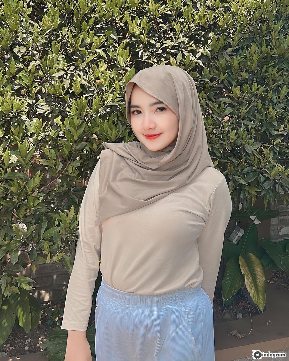indogram's tweet photo. Repost IG | tikachiuuu 
https://t.co/aKCIBcIvOq https://t.co/PTZX7LN13t