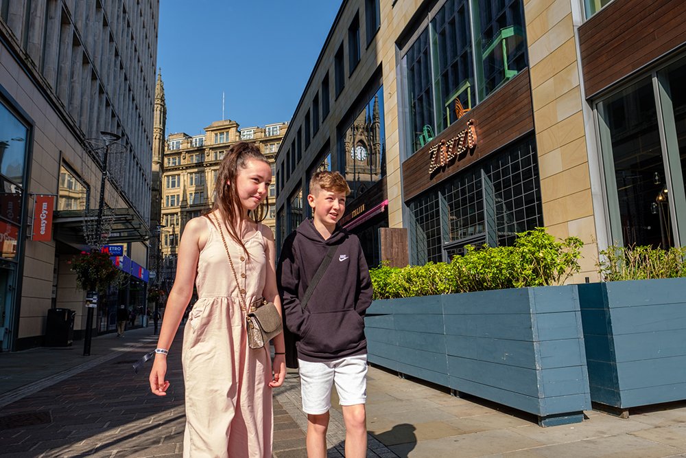 We are working with <a href="/UniofBradford/">University of Bradford</a> to understand young people's educational choices at school/college. If you are a young person or know someone over 18 who has lived in Bradford since the age of 13, please consider completing a 20 min anonymous survey:

bit.ly/3Ok4Rub