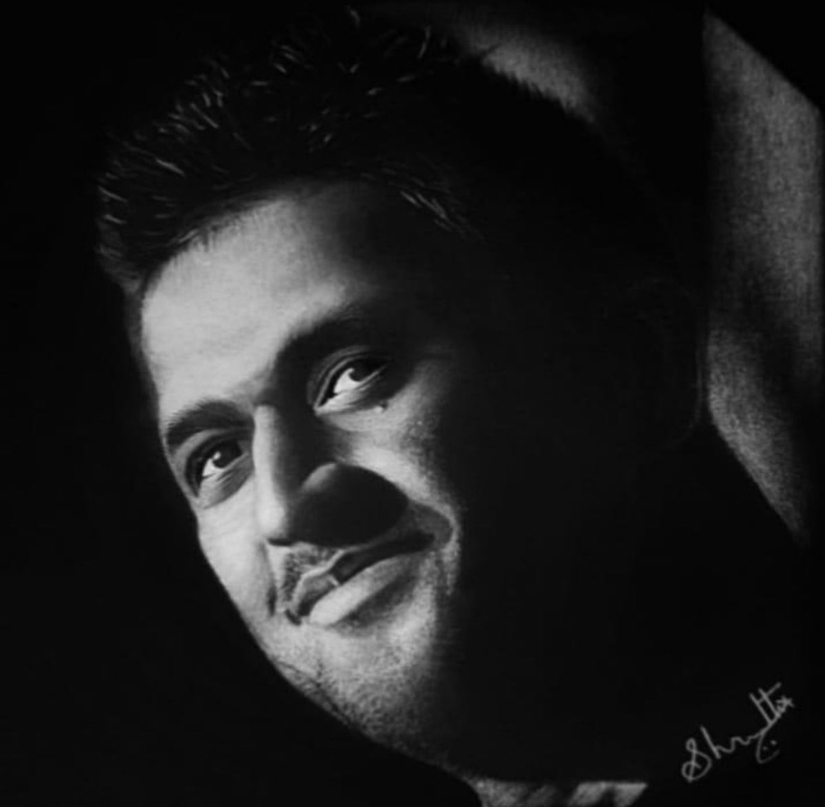 worthword's tweet photo. @msdhoni pencil sketch of thala by my friend’s daughter Shrutee https://t.co/cFpI2NagGV