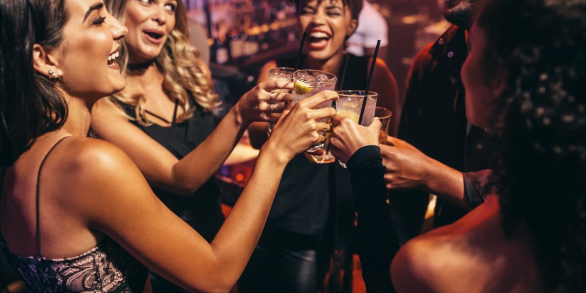 Schon geringer #Alkoholkonsum erhöht den #Blutdruck.<a href="/UNIMORE_univ/">UNIMORE</a> <a href="/HyperAHA/">Hypertension</a> <a href="/American_Heart/">American Heart Association</a> <a href="/AlexanderStindt/">AlexanderStindt</a> #alcohol #Bluthochdruck #Gesundheit heilpraxisnet.de/naturheilpraxi…