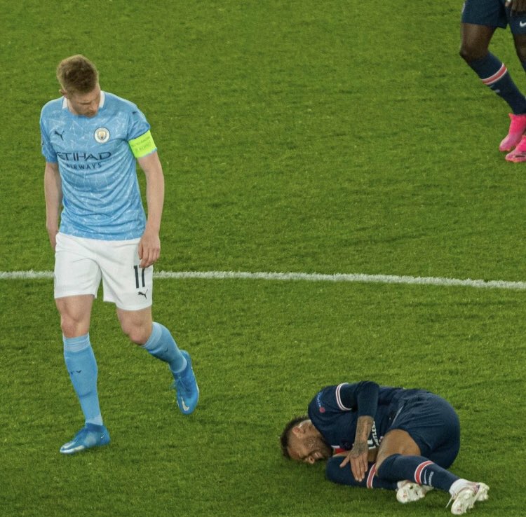 propsMCFC's tweet photo. Fact: KDB has a better football legacy than Neymar. https://t.co/YMzafuSx8B