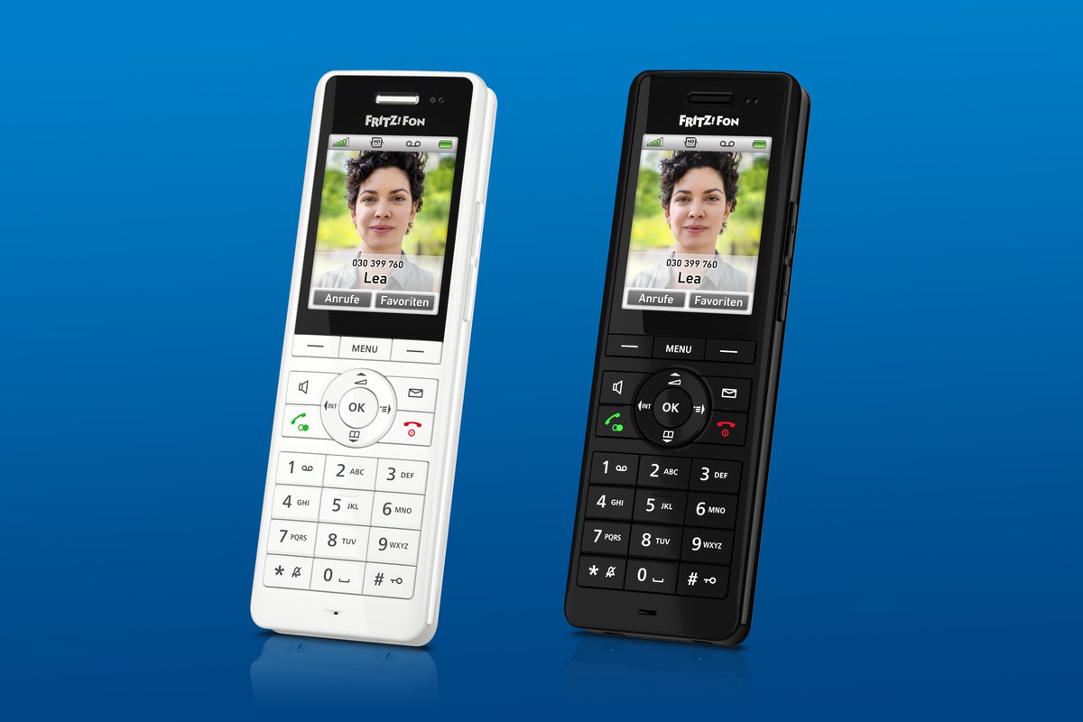 avm_presse's tweet photo. Das FRITZ!Fon X6 ist ab sofort im Handel erhältlich. Gleich zum Markstart gibt es sowohl die weiße als auch die schwarze Ausführung zu kaufen. 

Alle Infos: https://t.co/Jszpaj34rX https://t.co/U17dIPtefk