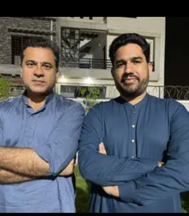 kashafzara8's tweet photo. میرے ملک میں سچ بولنا جرم بن گیا ہے۔۔۔ 
#ReleaseImranRiazKhan 
#ReleaseRaziTahir https://t.co/oxGAhKbseC