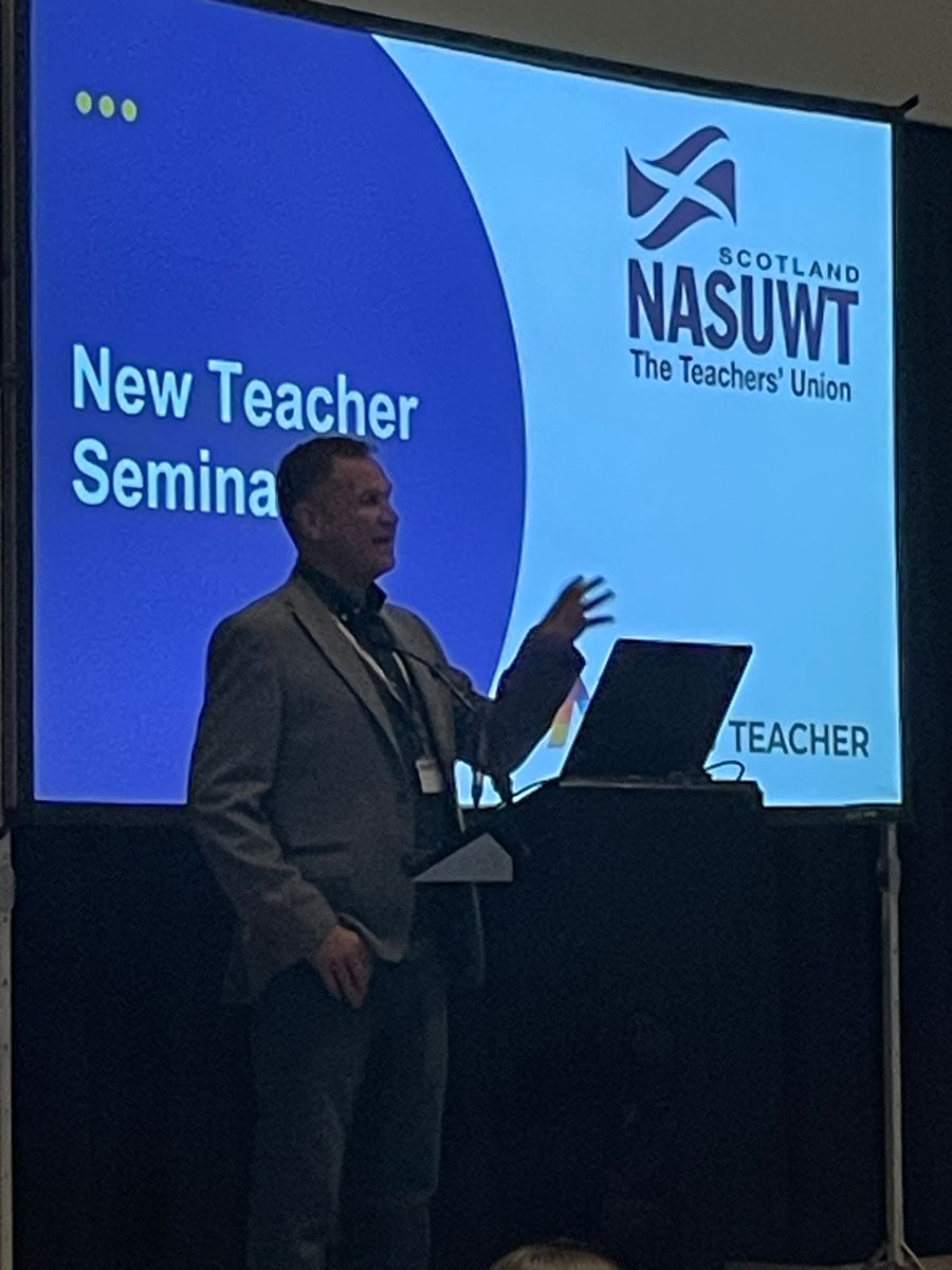 NASUWT_Scotland's tweet photo. @mike_corbett_1 NASUWT Scotland National Official, introducing our probationer teacher members to what is happening in teaching in Scotland at our NQT Seminar in Glasgow.
#JoinUsAndJoinIn #NASUWT #Union #teaching #betterdealforteachers #probationerteachers https://t.co/gZz1gkq2s4