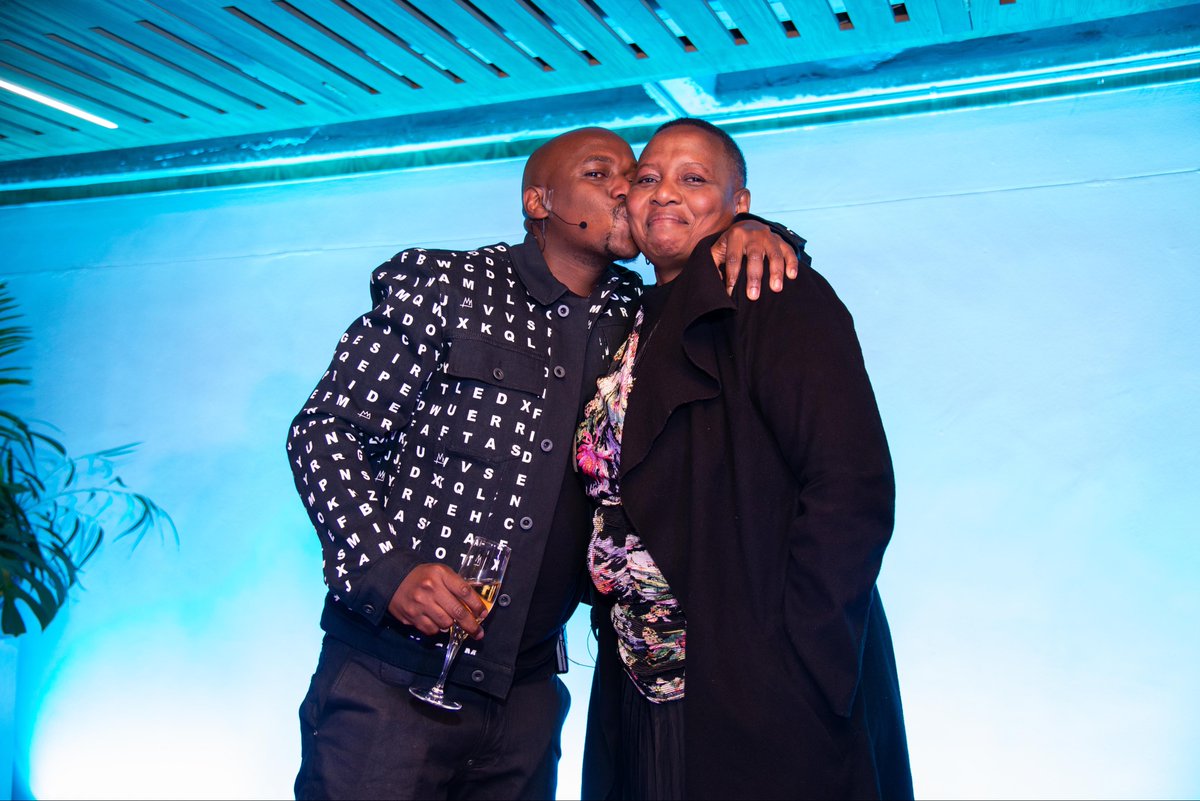 We_Are_Bizarre tweet media