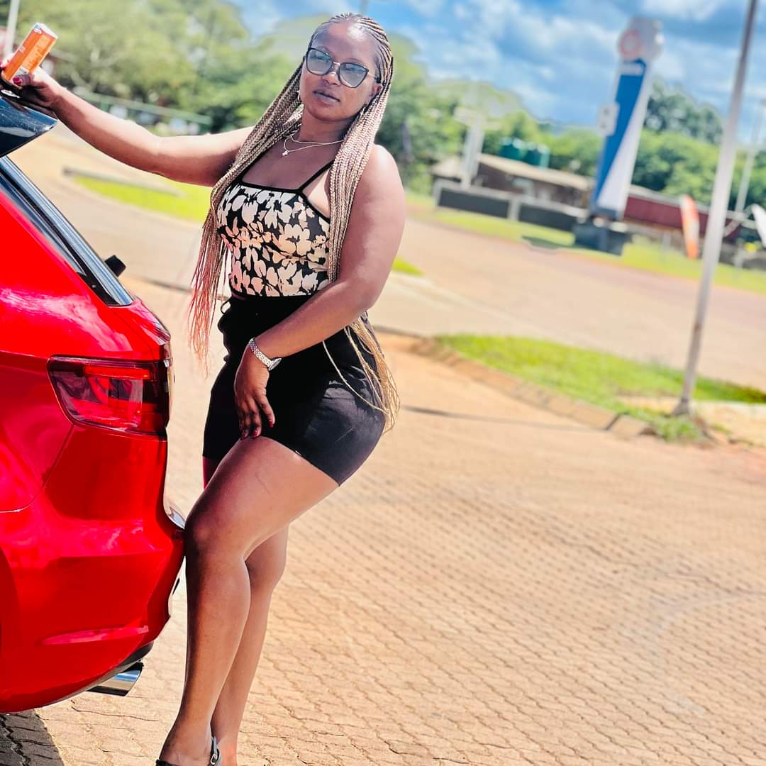 sa_crime's tweet image. Mbombela female Traffic Officer Khanyisile "Khanyo" Viola Nyalunga arrested for Att Cash-In-Transit Heist in Kabokweni Mpumalanga.