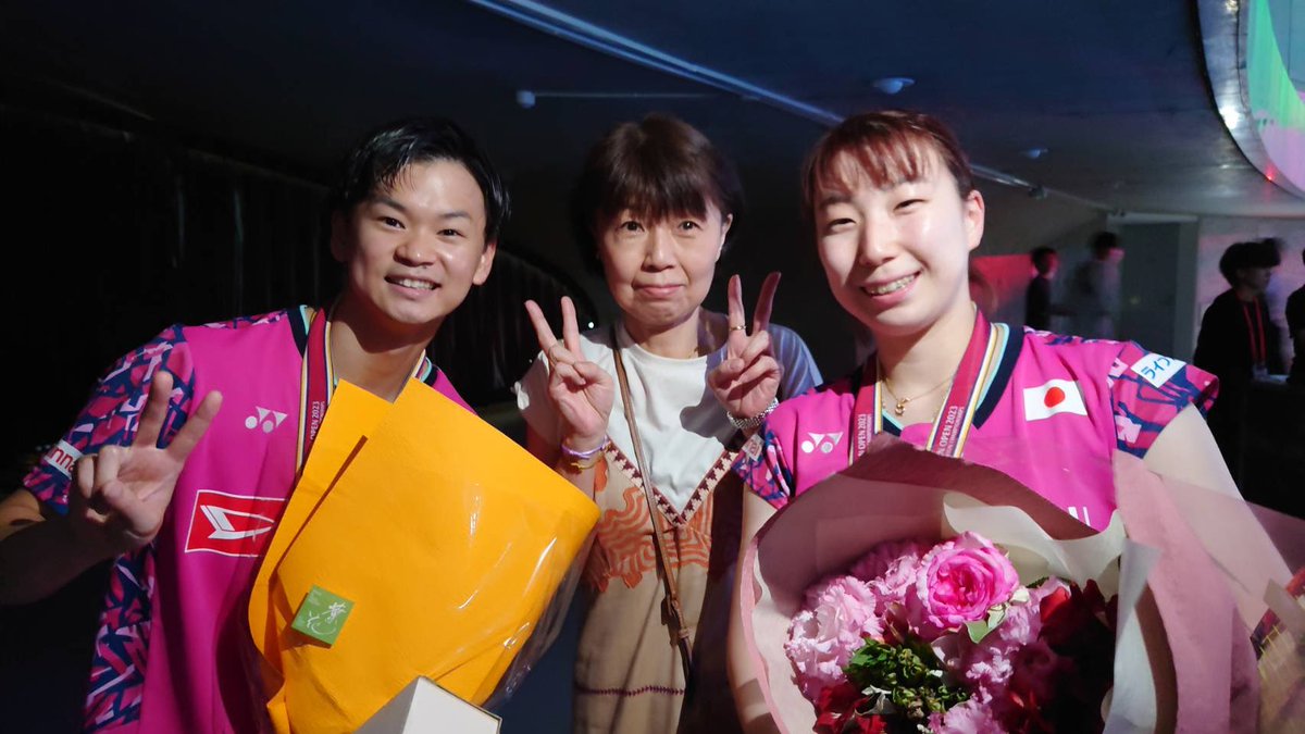 27歳になりました！ 直近の試合でお母さんに金メダルを渡せてよかった 