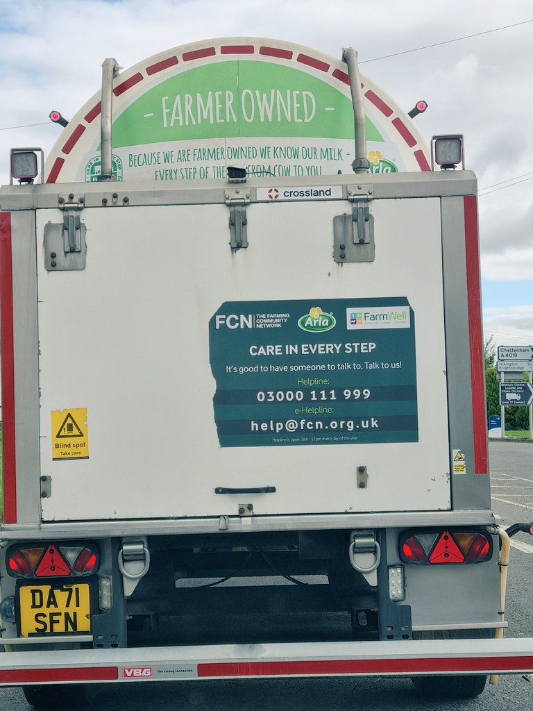 Great to see this morning on the back of a milk tanker 👍 might just help someone..farmer or non farmer alike 🤗💯 @FCNcharity @_Run1000 @ArlaDairyUK 👏👏 @Peterhynes15