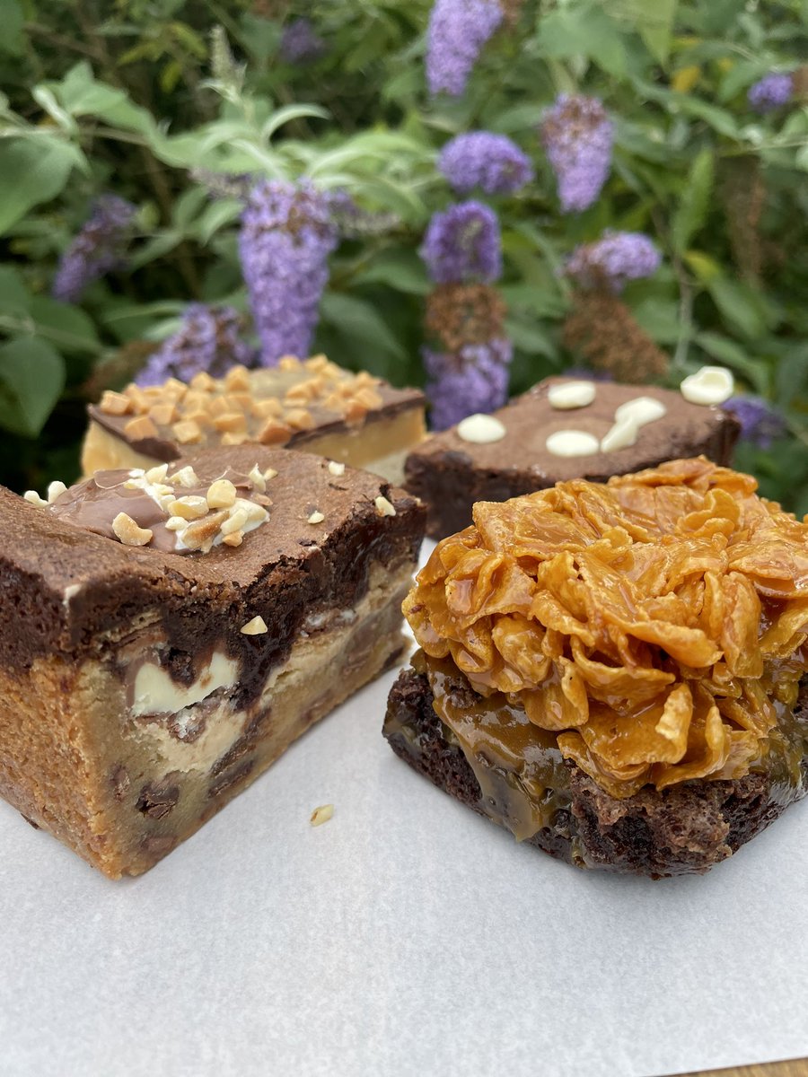 Bakery_Cottage's tweet photo. Postal treat boxes are live!! 

https://t.co/EvVOOIbV5x https://t.co/OA0mImkyHS