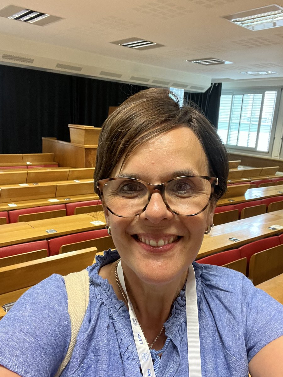 katesutton70's tweet photo. Ultra proud to be @CERN with @ogdentrust @unibirmingham #Playingwithprotons #PrimaryPhysics https://t.co/lmkOfErQWj