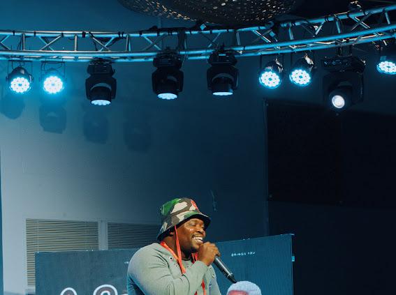 sixft7latina's tweet image. In Cased you Missed out -#ASenseOfHumor (RECAP) hosted by Streetkidz media, Raddison conventional center and Level 7 Restaurant. Well done @_ZaliNxabi for putting together this phenomenal event- Smiles Jokes  Music Food and great Synergy. Amazing Show 🔥🔥😅.