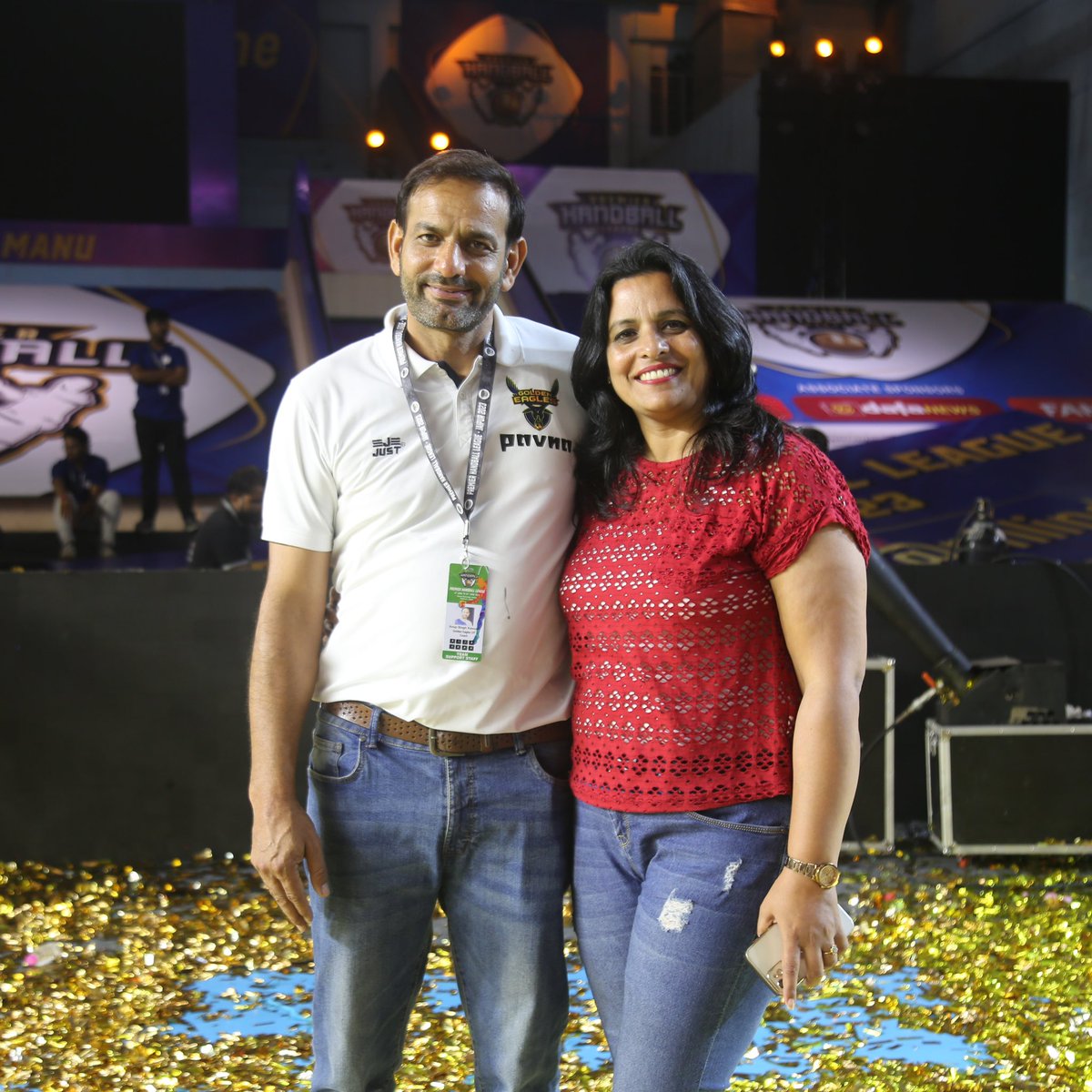 up_eagles's tweet photo. Honoring the Pillars of Strength! 🙏🏽❤️

The guiding force behind their success, deserve our utmost respect and gratitude.

#FamilyLove #respectforparentsday #HandballPassion #kheleinjeejaanse
#goldeneagles #goldeneaglesup #moments  #india #uttarpradesh #handball #handballindia https://t.co/PuvCgzihMy