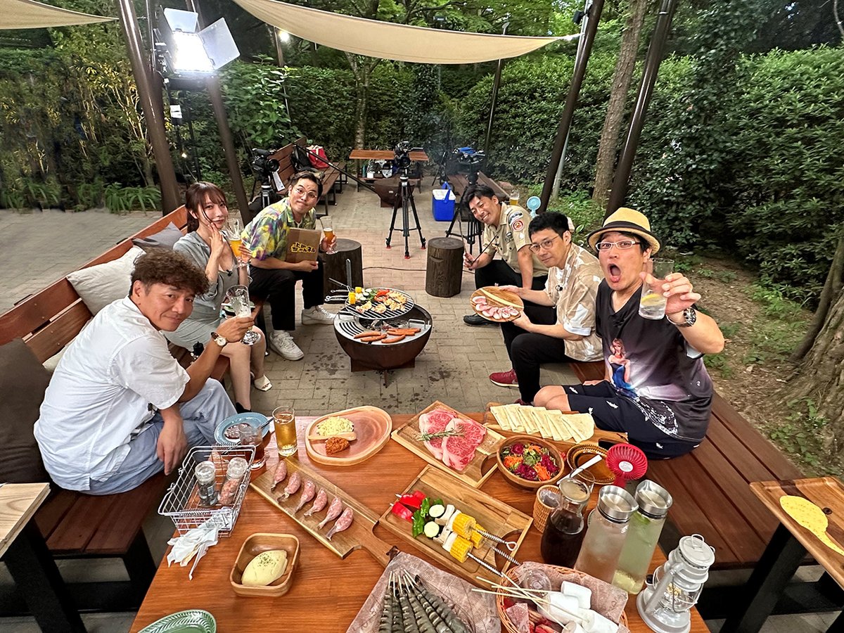 【ch1】3(木)深夜1時～ #上田ちゃんネル㊗ 18年目突入＆放送400回 Wアニバーサリーだよ‼5年ぶりの夏旅行SP☀️なんと4回に渡ってたっぷりとOA🙌魚釣りあり🎣超豪華BBQあり🍖是非8・9月は“CSテレ朝チャンネル史上最長寿番組”でお楽しみ下さい https://t.co/7imAVGMzTV https://t.co/VaJ2Srhm0l