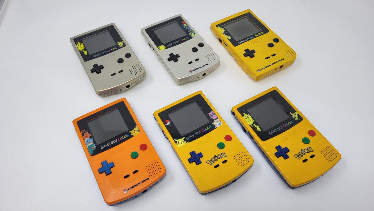 16BitsEra's tweet photo. Se viene video ESPECTACULAR con Fullset PAL/USA de GB y máquinas todas originales!!!
#GameBoy #GameBoyColor #GameBoyLight #GB #GBC #GBA #GBASP #GameBoyAdvance https://t.co/COwSb6gLvP