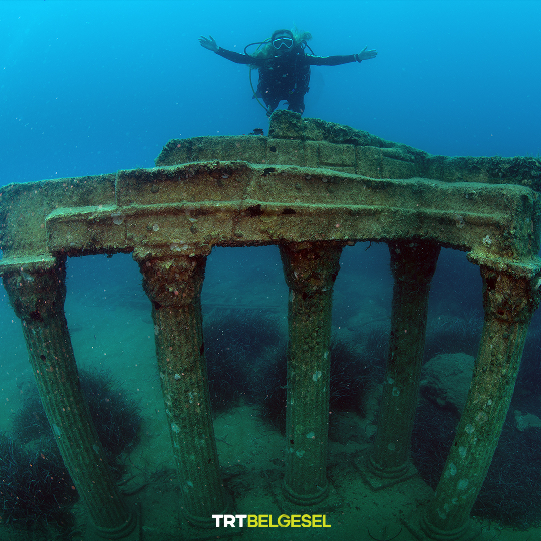 TRTBelgesel's tweet photo. 📍 Side Sualtı Müzesi, Antalya
Türkiye’nin ilk su altı müzesi, Anadolu medeniyetinin zenginliklerini anlatan 117 heykel koleksiyonuyla dalış ve tarih meraklılarını deniz dibinde zaman yolculuğuna çıkarıyor.
📸: Tahsin Ceylan, AA https://t.co/wAbe30fOMW