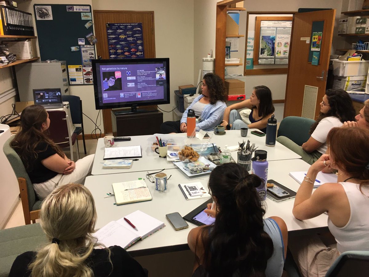 Welcome back to second semester! We hope you all had a fantastic break and are ready to get back into work and university.

A huge thank you to <a href="/dhika_fishery/">Andhika Prasetyo</a> for his talk at our lab meeting today !

#Sharks #sharkresearch