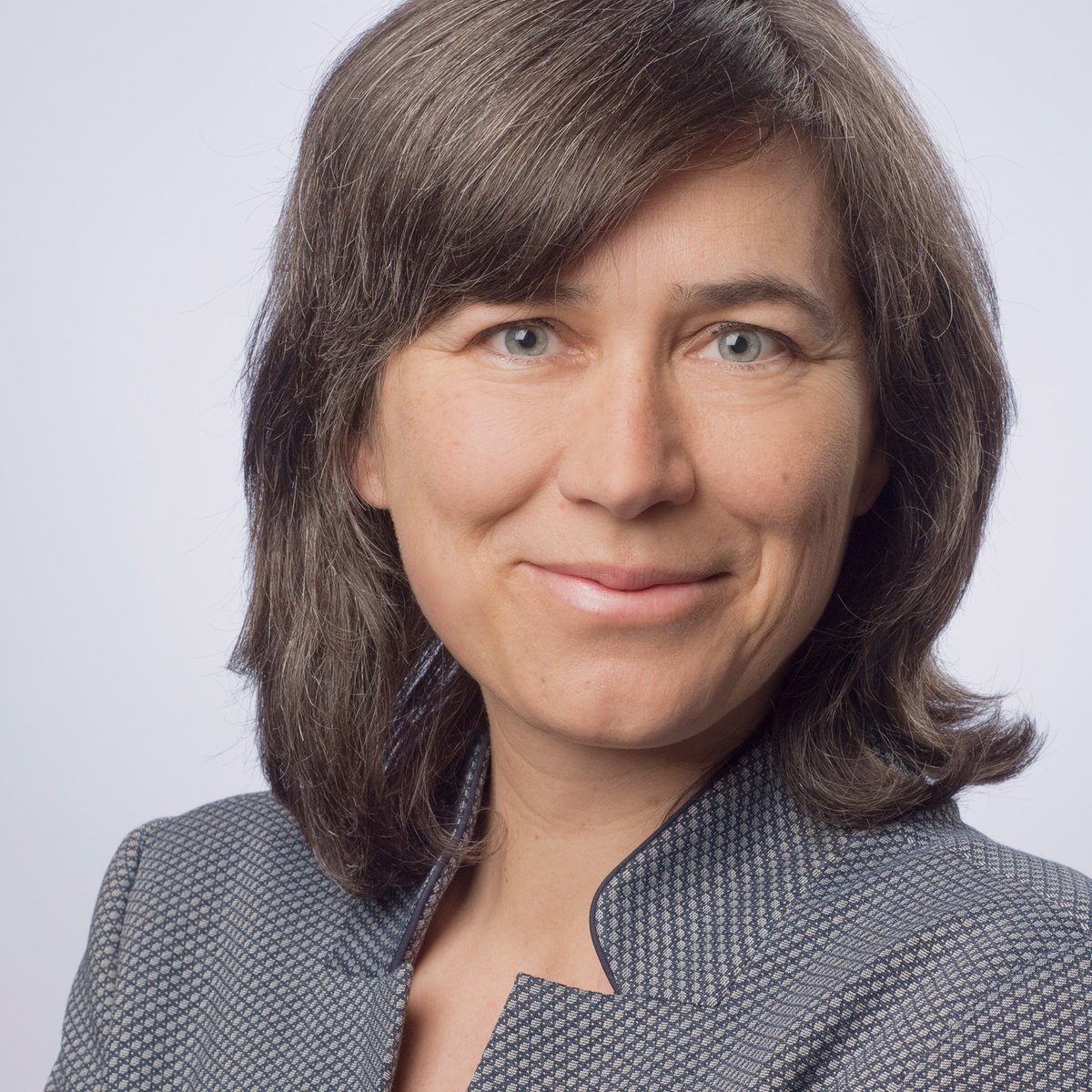 eresult's tweet photo. 🧑‍💻 Kostenloses #Webinar: UX-Strategie🧑‍💻

📅 18.08.2023 von 10-11 Uhr 📅

Katrin Götzer zum Thema: Wie entwickelt man eine UX-Strategie und wie wird der HCD-Prozess erfolgreich implementiert? Jetzt informieren und anmelden! 👇
https://t.co/80tvMa2MMr

#ux #HCD #uxStrategie https://t.co/71BlmmyhqG